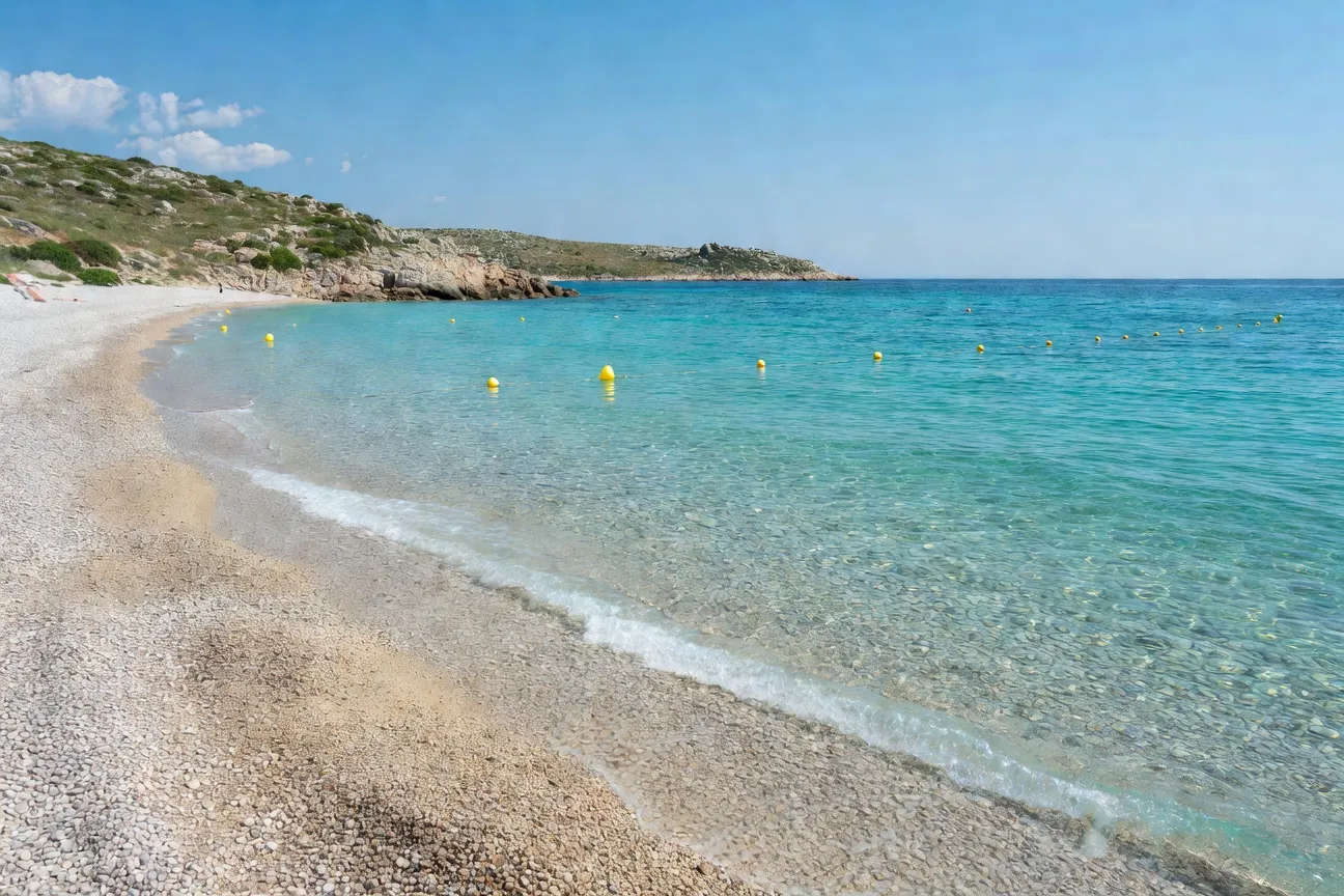 Plage sécurisée pour enfants sur la côte croate en été 2026